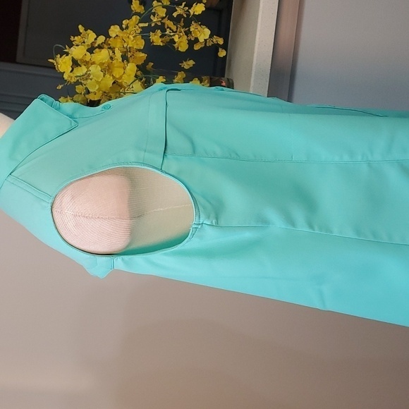 World wide Sportsman sleevless top. Button down with colar. Size large. Fishing. - Picture 5 of 13